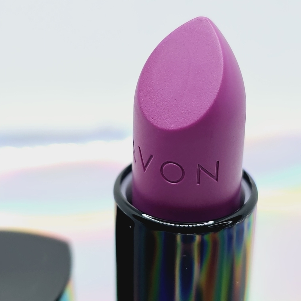 Avon Hot Plum True Color Perfectly Matte Lipstick - Picture 4 of 5